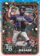 Load image into Gallery viewer, 2024 Topps Holiday Base Cards #101-200 ~ Pick your card
