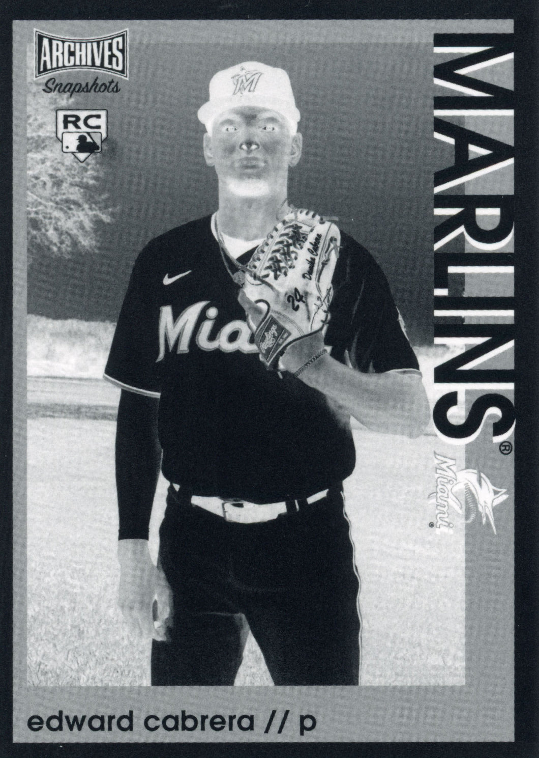 EDWARD CABRERA 2022 Topps Archives Snapshots Baseball NEGATIVE INVERSE /25 RC
